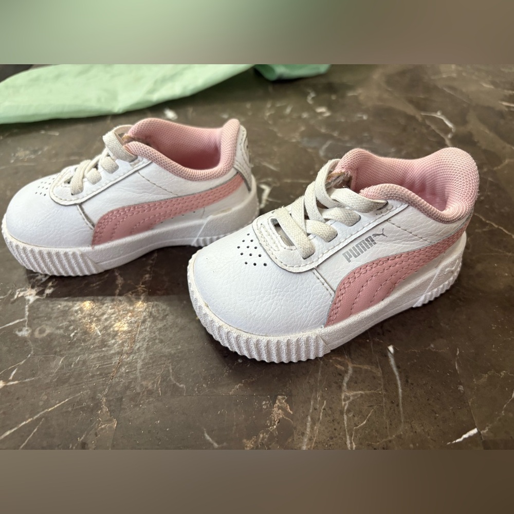 PUMA toddler White & Pink Sneakers